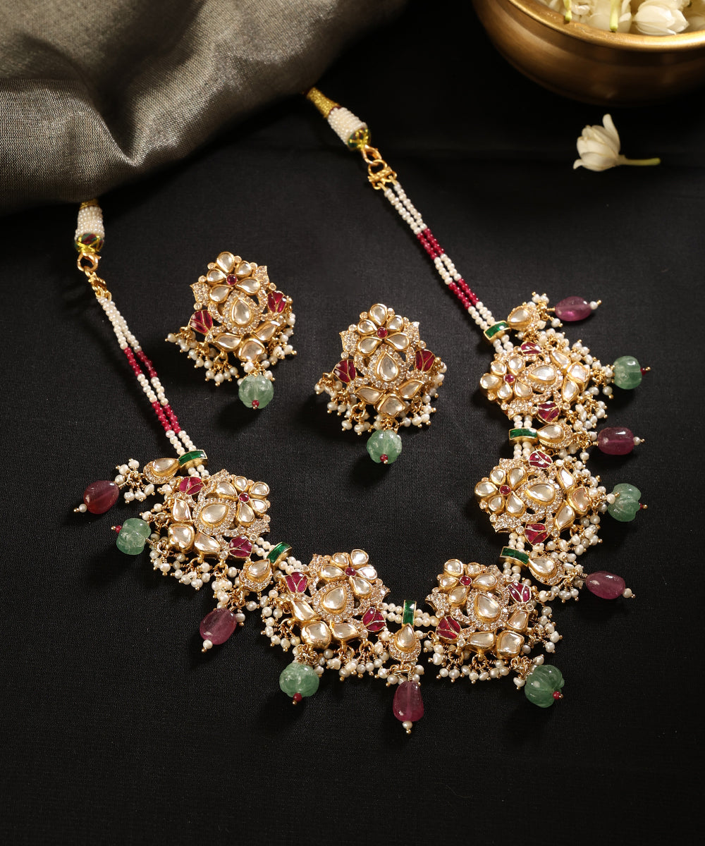 Gulbahar_Ruby_Pink_&amp;_Green_Kundan_Choker_Set_WeaverStory_01