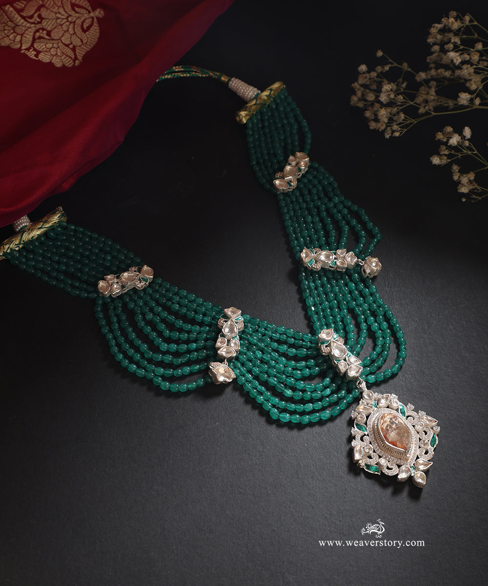 Sheena_Handcrafted_Silver_Necklace_With_Meenakari_Jadau_Work_WeaverStory_01