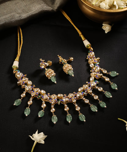 Mor_Pankh_Kundan_Necklace_Set_with_Green_Drops_&amp;_Meenakari_WeaverStory_01