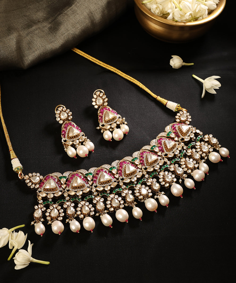 Ratnanjali_Pink_&_Green_Meenakari_Kundan_Choker_Set_WeaverStory_01