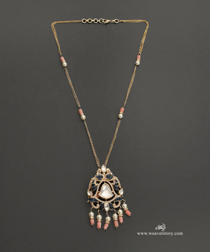 Roshni_Handcrafted_Silver_Pendant_With_Meenakari_Jadau_Work_WeaverStory_02