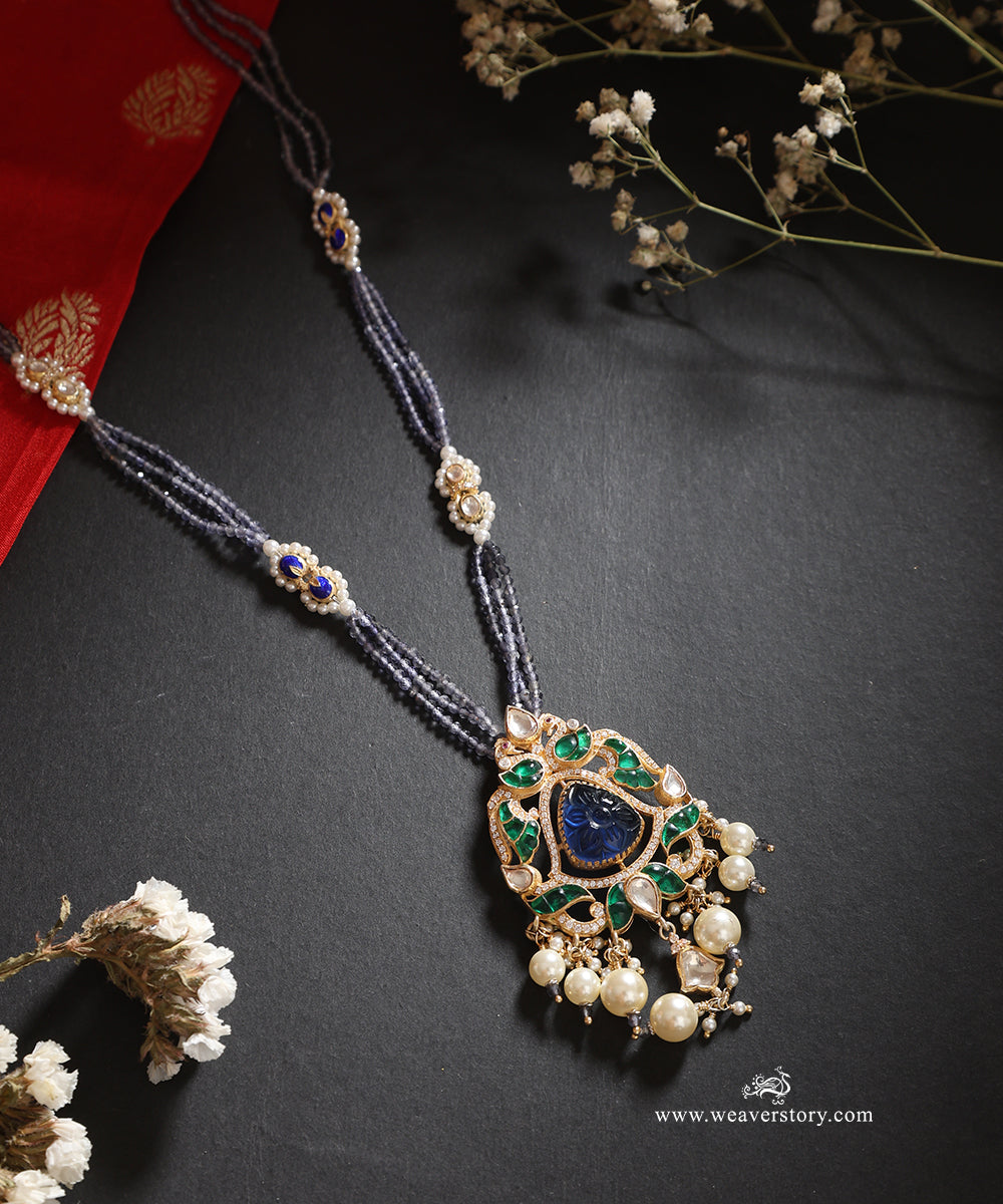 Clara_Handcrafted_Silver_Pendant_With_Green_Carving_In_Meenakari_Jadau_Work_WeaverStory_01