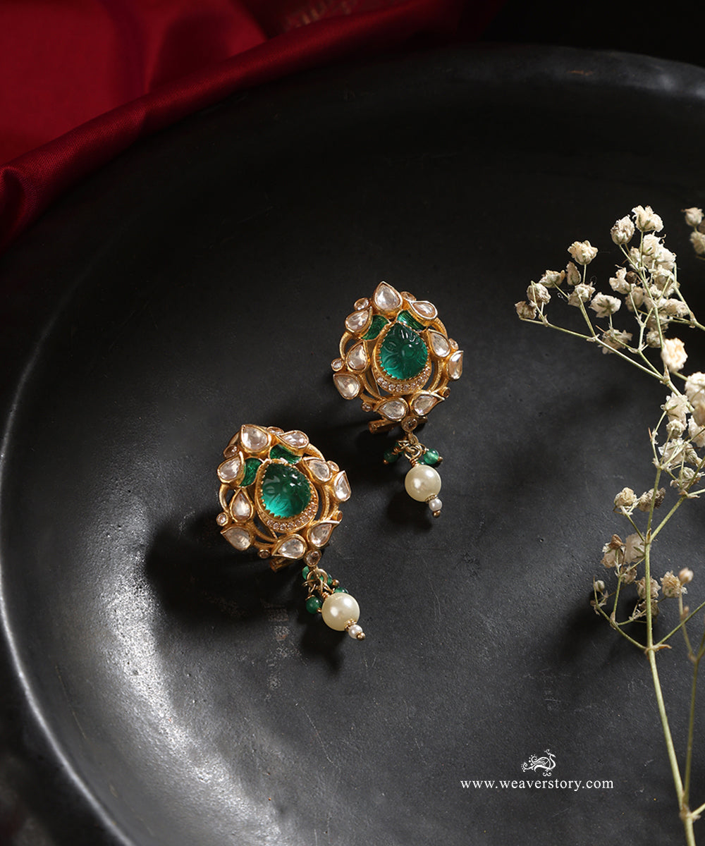 Daman_Handcrafted_Silver_Studs_With_Meenakari_Jadau_Work_WeaverStory_01
