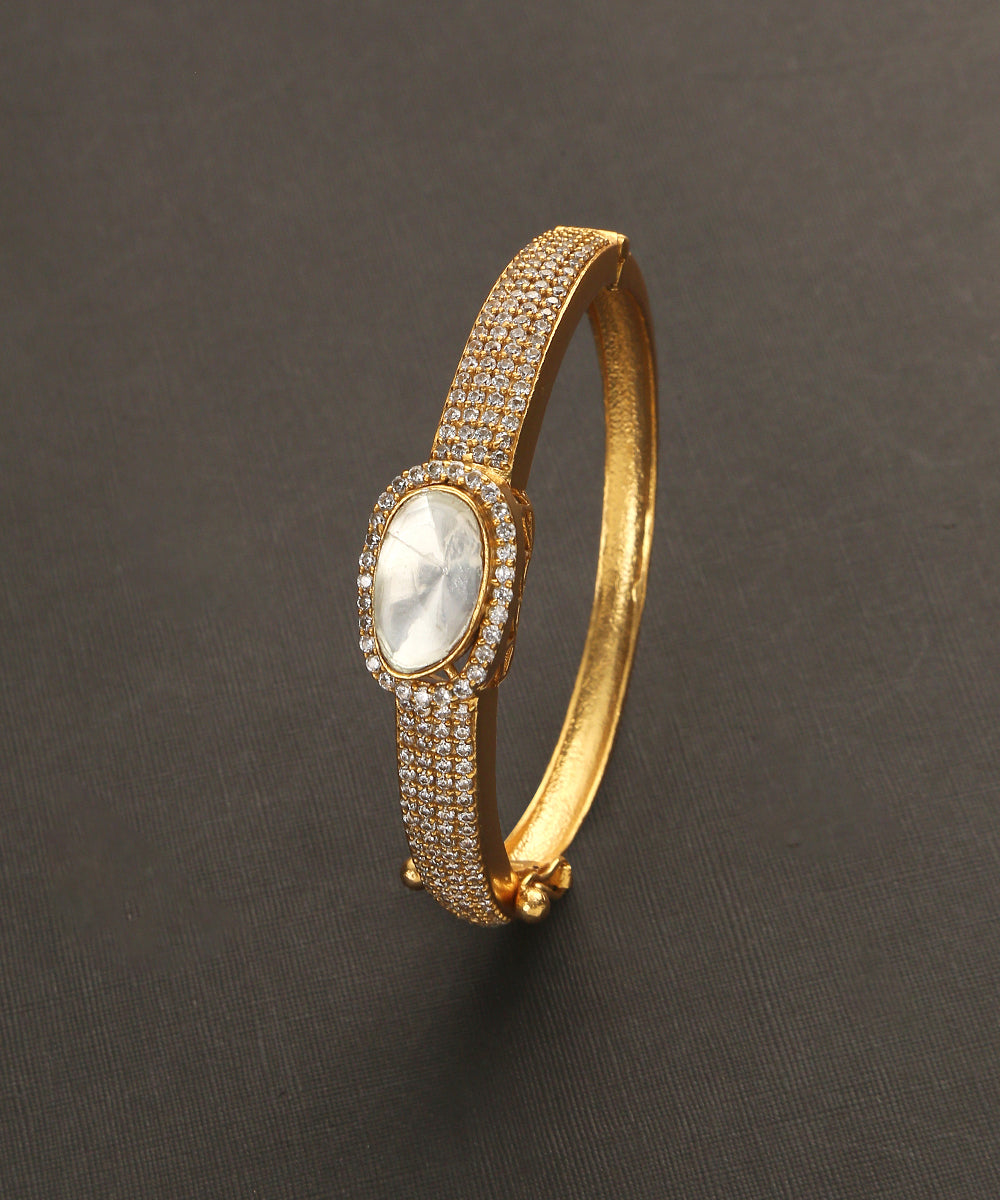 Shiqa_Handcrafted_Bangle_With_Semi_Precious_Stones_WeaverStory_02