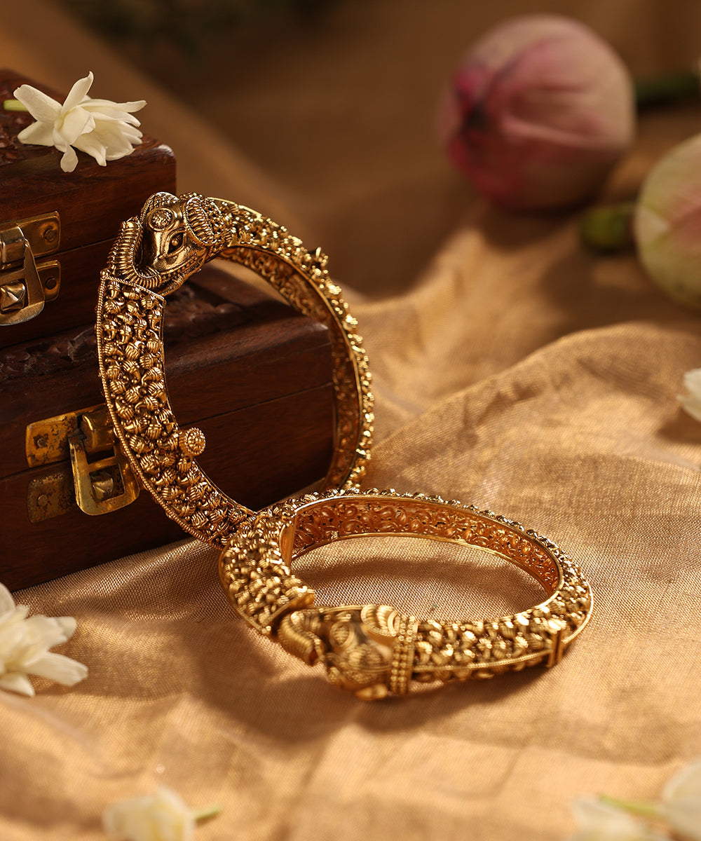 Ekko_Handcrafted_Bangles_With_Elephant_Motifs_WeaverStory_01