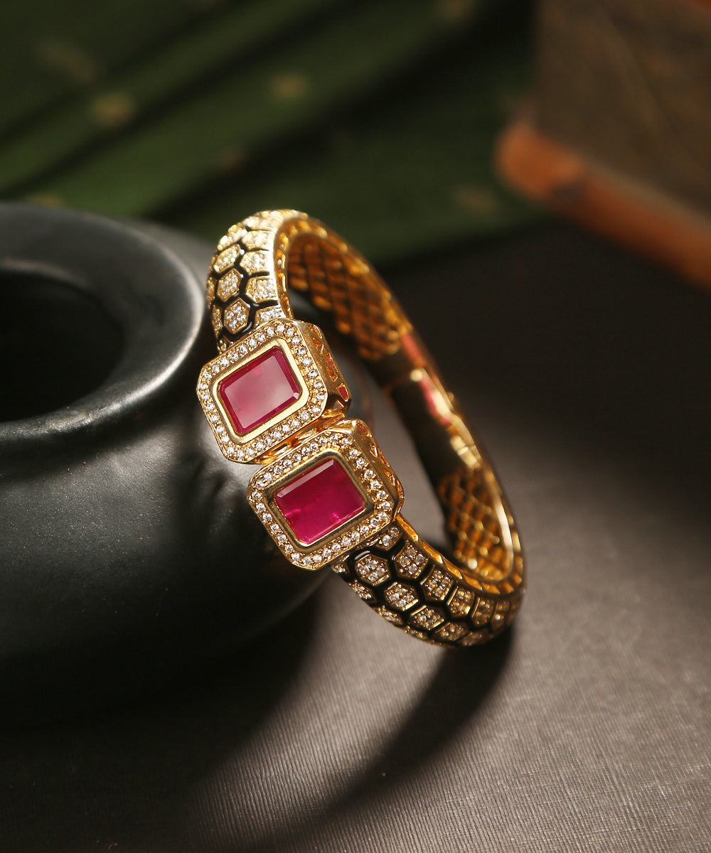 Caylie_Handcrafted_Bangle_With_Semi_Precious_Stones_WeaverStory_01