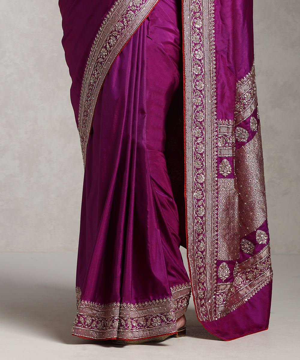 Handloom_Purple_Pure_Katan_Silk_Banarasi_Saree_With_Embroidery_On_Borders_With_All_Over_Boota_WeaverStory_04