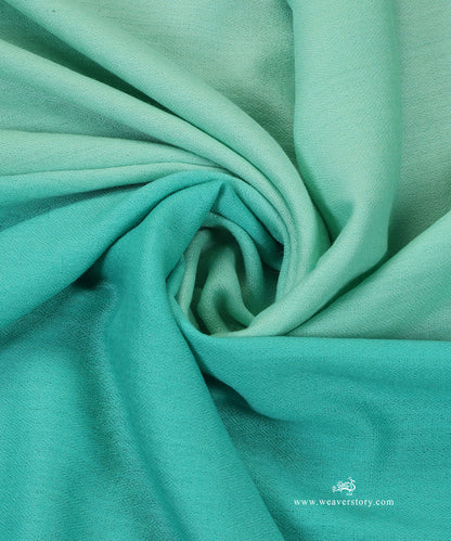 Green_Ombre_Handwoven_Semi_Pure_Pashmina_Stole_WeaverStory_05