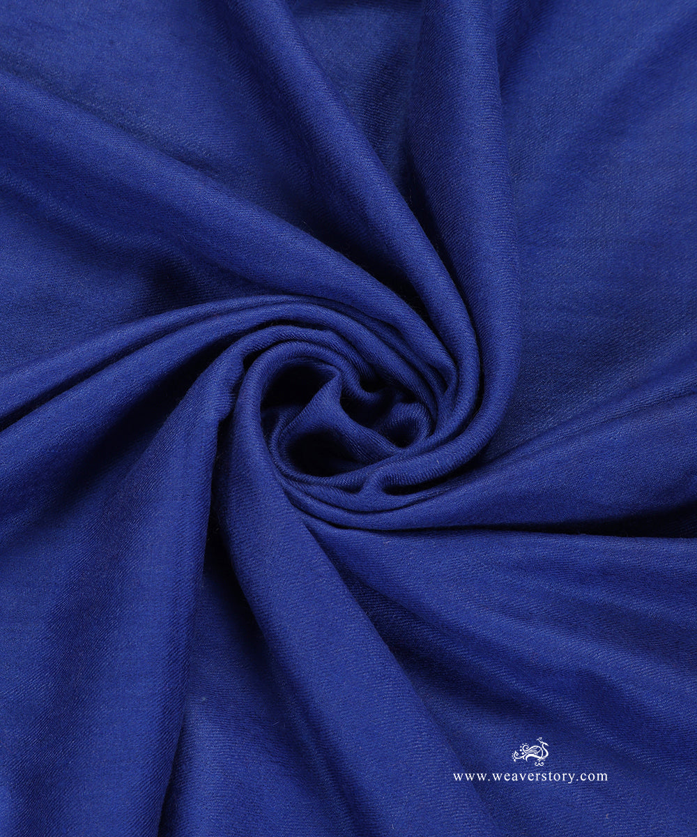 Royal_Blue_Handwoven_Pure_Pashmina_Stole_With_Soznikari_WeaverStory_05