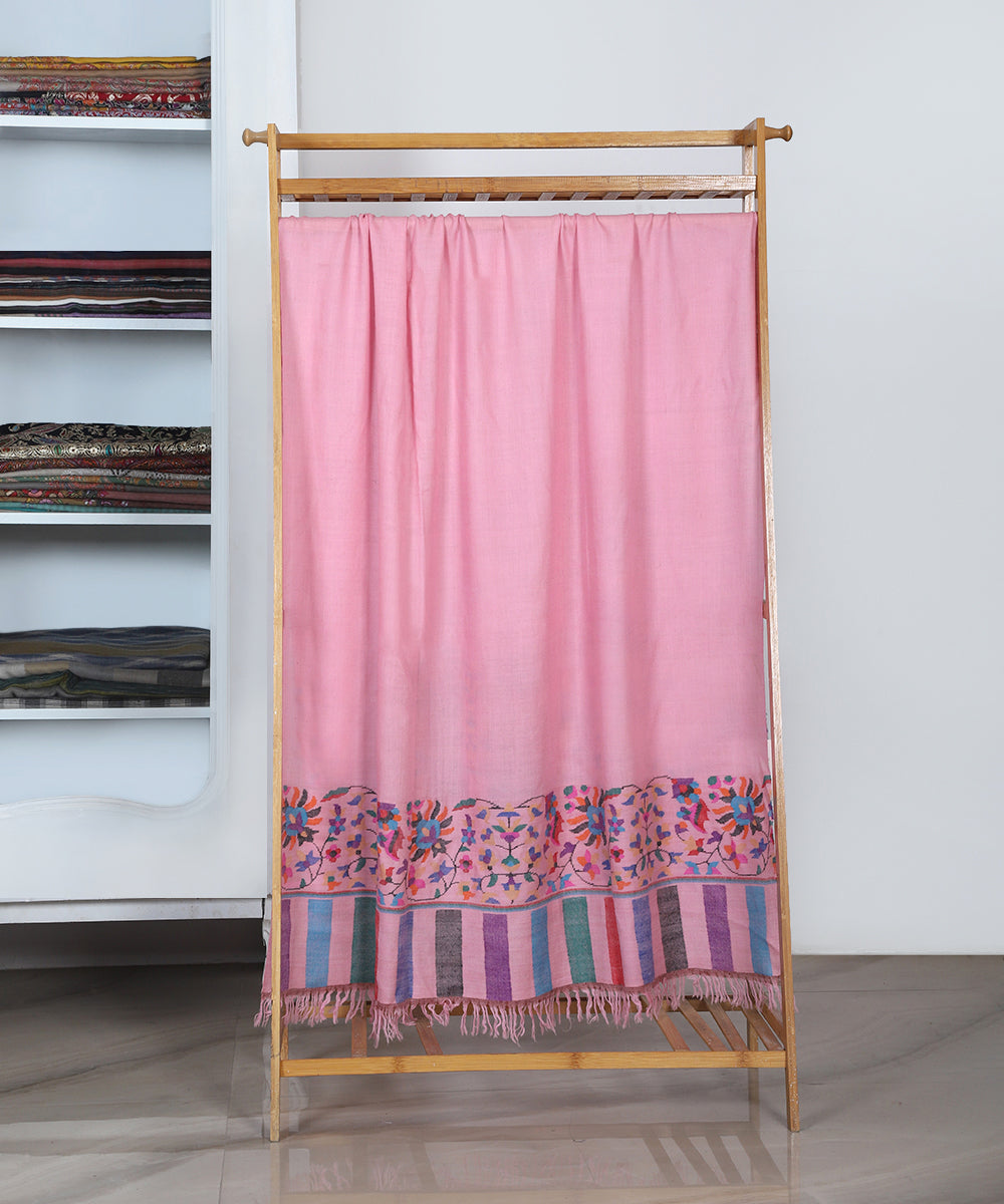Pink_Handloom_Kaani_Weave_Pashmina_Shawl_With_Floral_And_Striped_Palla_WeaverStory_02