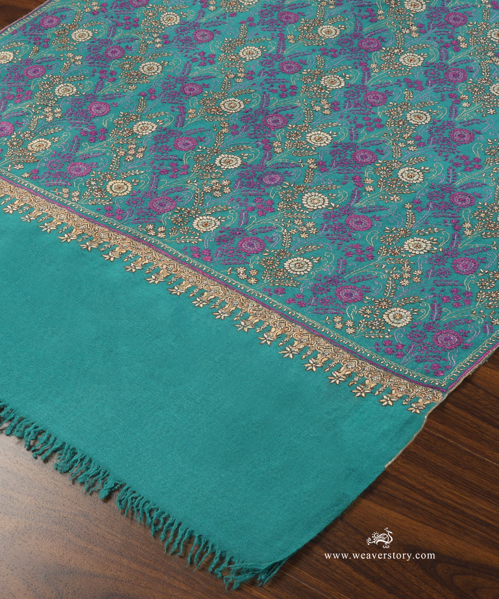 Green_Handwoven_Pure_Pashmina_Shawl_With_All_Over_Soznikari_Jaal_WeaverStory_03