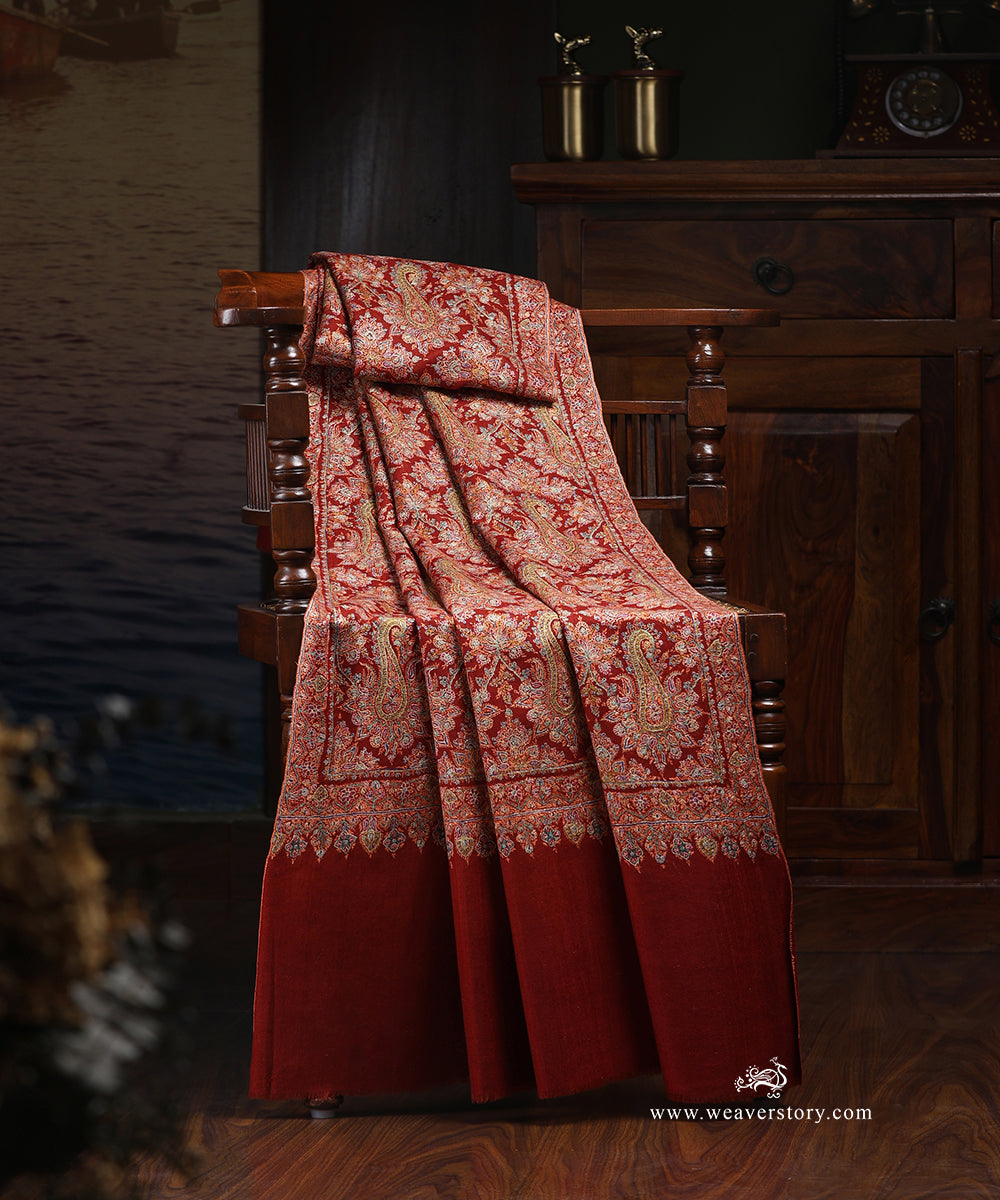 Handwoven_Red_Jamawar_Pure_Pashmina_Shawl_With_Soznikari_WeaverStory_01