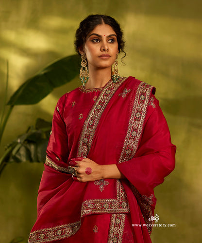 Bright_Red_Raw_Silk_Hand_Embroidered_Kurta_With_Churidaar_And_Organza_Dupatta_WeaverStory02