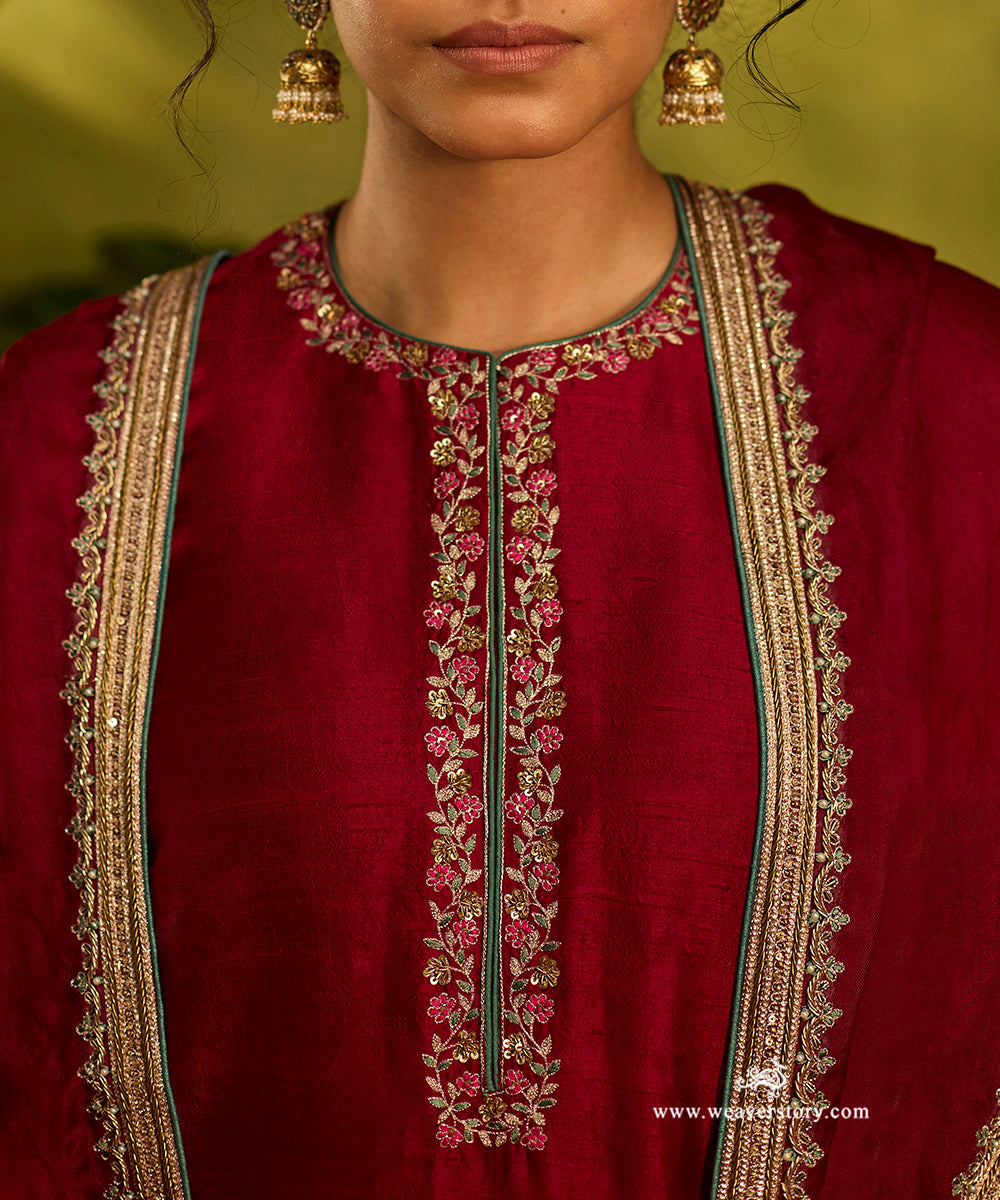 Maroon_Red_Raw_Silk_Hand_Embroidered_Zardozi_Kurta_With_Churidaar_And_Organza_Dupatta_WeaverStory05