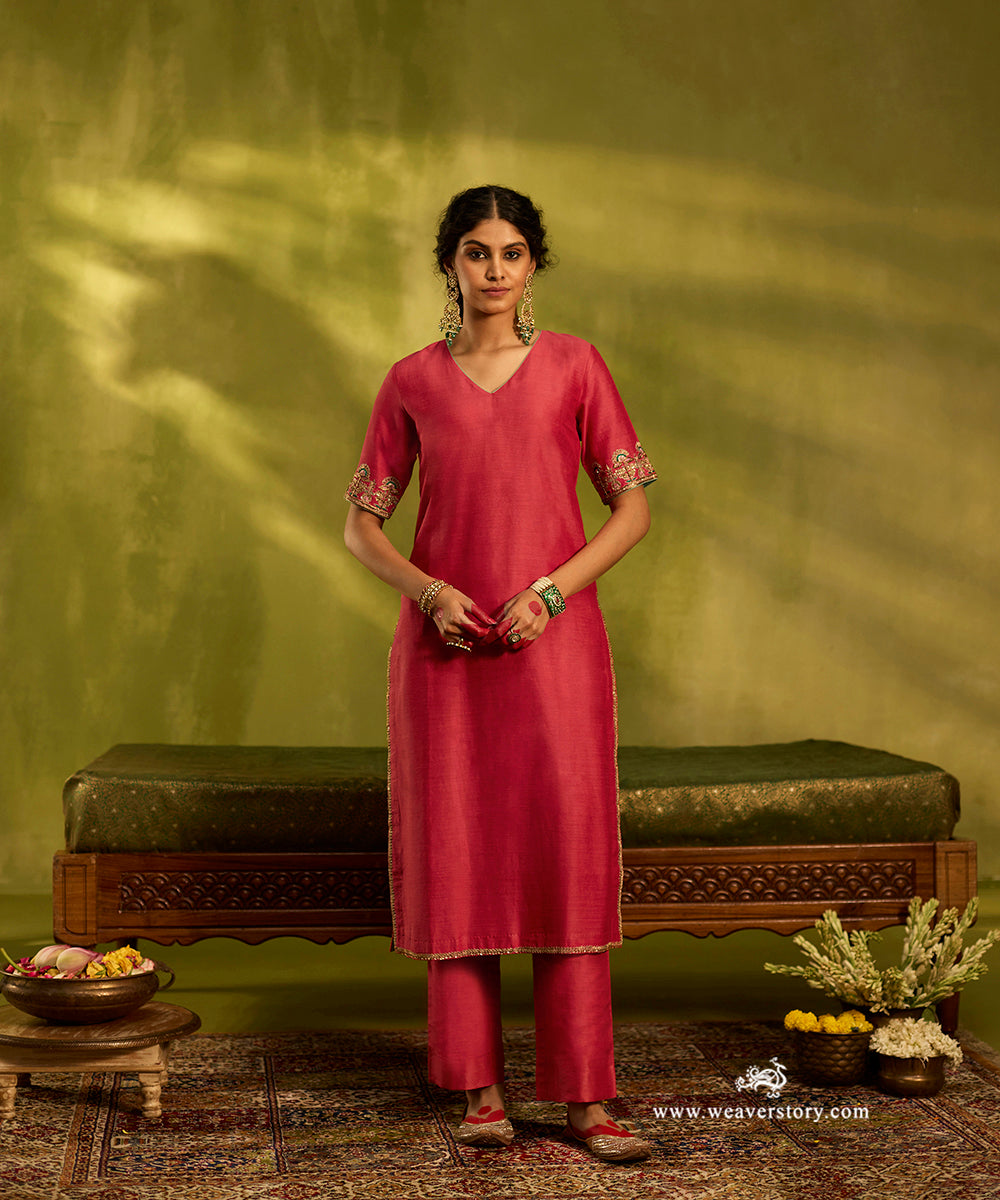 Cherry_Red_Hand_Embroidred_Moonga_Silk_Kurta_Set_With_Organza_Dupatta_WeaverStory04