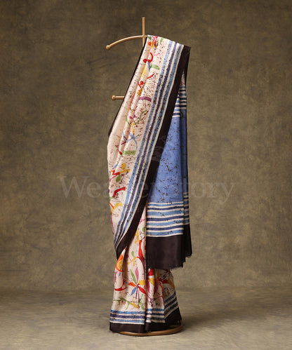 Offwhite_Handloom_Hand_Batik_Mulberry_Silk_Saree_With_Blue_Striped_Border_WeaverStory_01