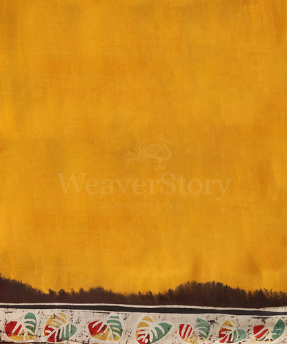 Handloom_Yellow_And_Offwhite_Hand_Batik_Mulberry_Silk_Saree_With_Leaf_Motifs_WeaverStory_06