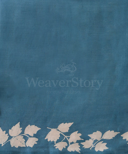 Blue_And_Offwhite_Handloom_Hand_Batik_Mulberry_Silk_Saree_With_Leaf_Motifs_WeaverStory_06