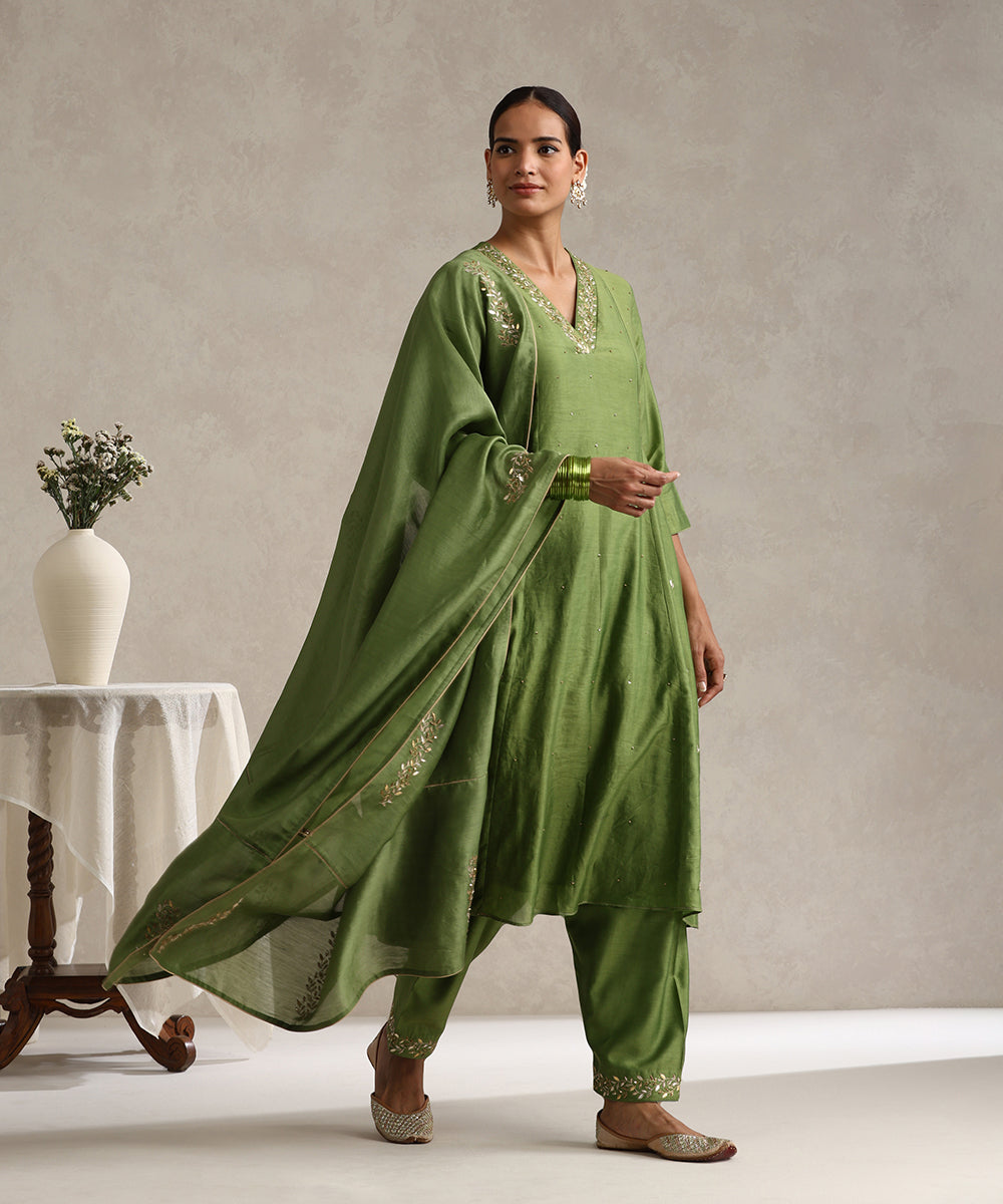 Green_Hand_Embroidered_Pure_Chanderi_Gota_Patti_Kurta_Set_WeaverStory_01