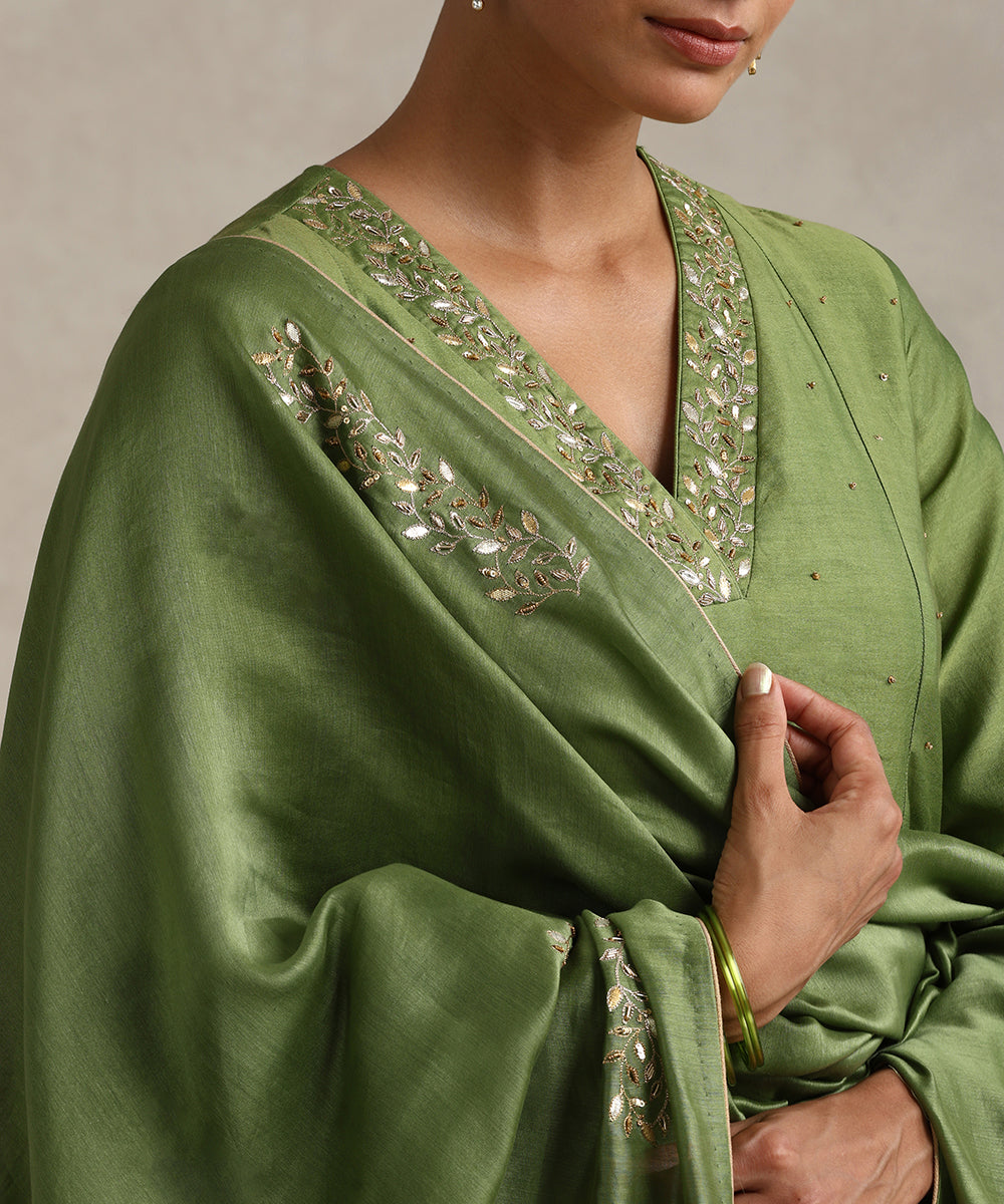 Green_Hand_Embroidered_Pure_Chanderi_Gota_Patti_Kurta_Set_WeaverStory_06