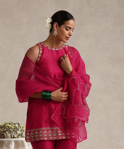 Fushia_Hand_Embroidered_Pure_Chanderi_Gharara_With_Short_Kurta_And_Dupatta_WeaverStory_02