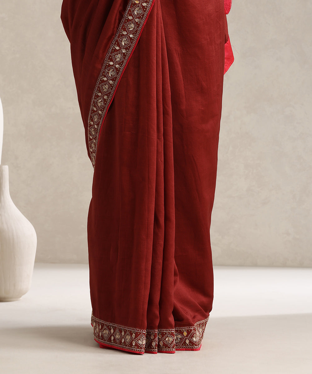 Maroon_Chanderi_Saree_With_Hand_Embroidered_Scalloped_Border_WeaverStory_05