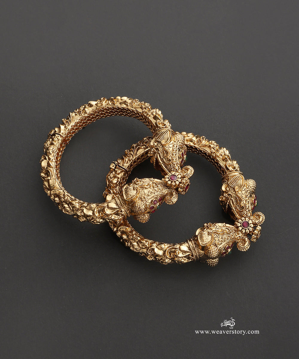 Nausheen Handcrafted Gold Plated Alloy Bangles Set