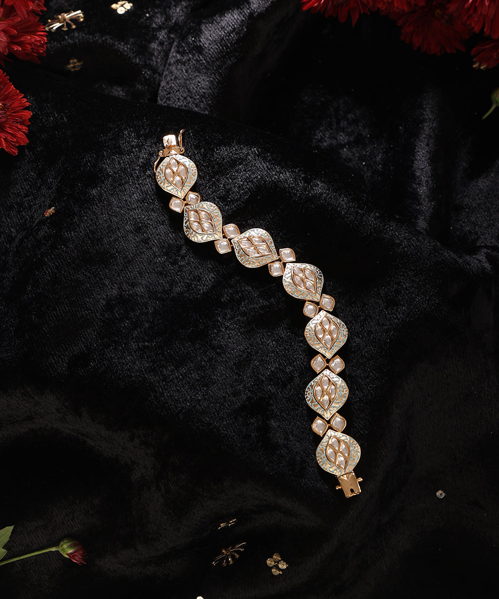 Karishma_Handcrafted_Bracelet_With_Semi_Precious_Stones_WeaverStory_01