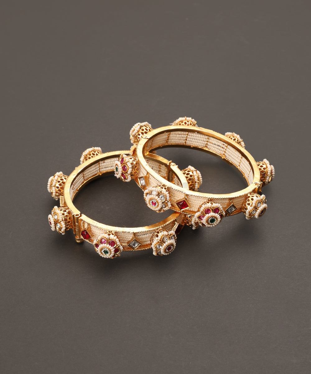 Anaya_Handcrafted_Alloy_Gold_Plated_Bangles_With_Semi_Precious_Stones_And_Pearls_In_Floral_Motifs_WeaverStory_03