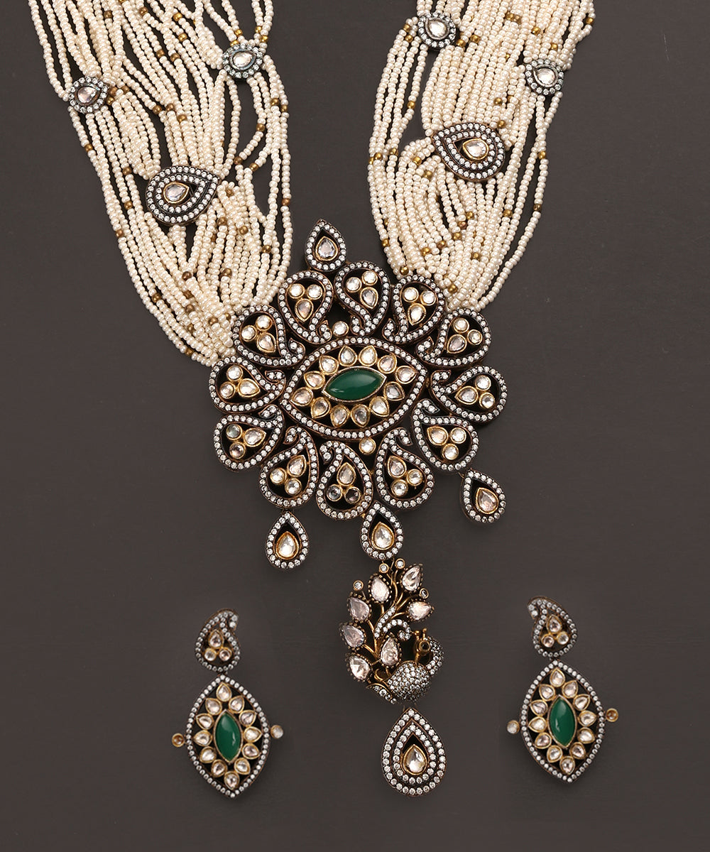 Sidhi_Handcrafted_Alloy_Gold_Plated_Necklace_With_Semi_Precious_Stones_And_Multistrand_Pearl_Ladi_WeaverStory_03