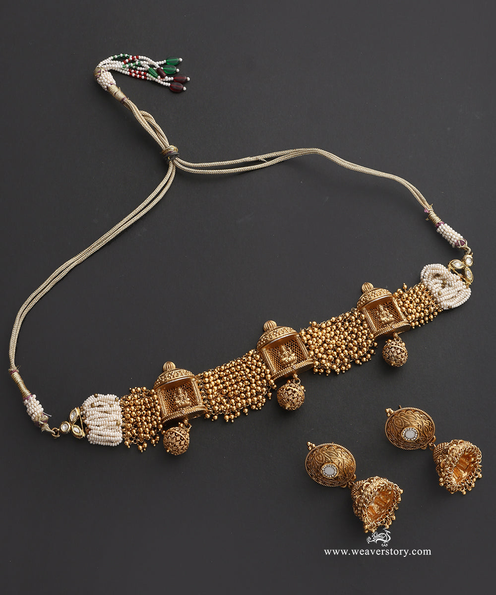 Nargis_Handcrafted_Alloy_Necklace_With_Gold_Plating_WeaverStory_02