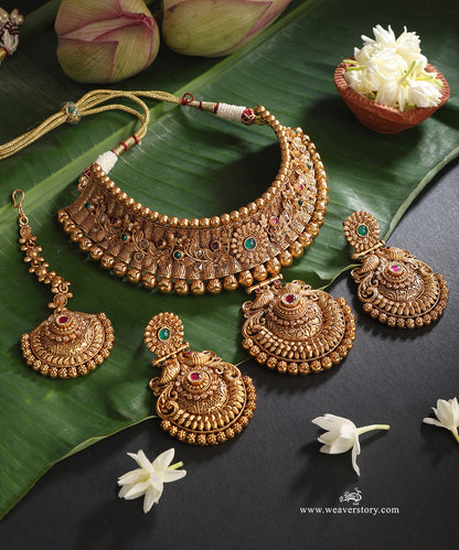 Mehar_Handcrafted_Alloy_Necklace_Set_With_Earrings_And_Teeka_With_Gold_Plating_WeaverStory_01