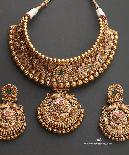 Mehar_Handcrafted_Alloy_Necklace_Set_With_Earrings_And_Teeka_With_Gold_Plating_WeaverStory_04
