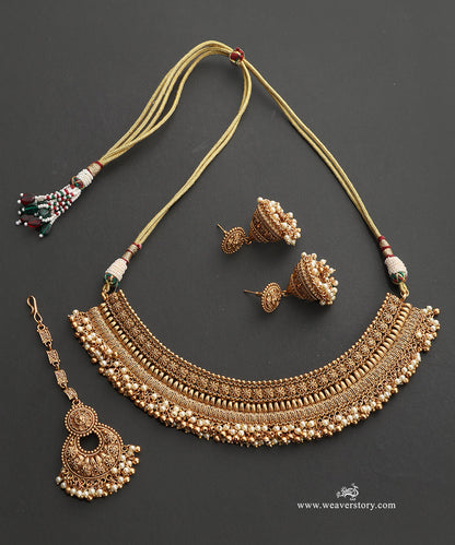 Gul_Handcrafted_Alloy_Necklace_Set_With_Earrings_And_Teeka_With_Gold_Plating_WeaverStory_02