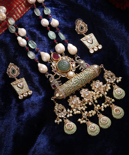 Huma_Handcrafted_Alloy_Gold_Plated_Necklace_Set_With_Pearls_And_Semi_Pecious_Stones_WeaverStory_02