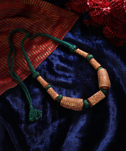 Hira_Handcrafted_Alloy_Gold_Plated_Necklace_WeaverStory_01