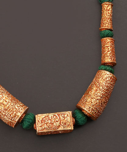 Hira_Handcrafted_Alloy_Gold_Plated_Necklace_WeaverStory_03