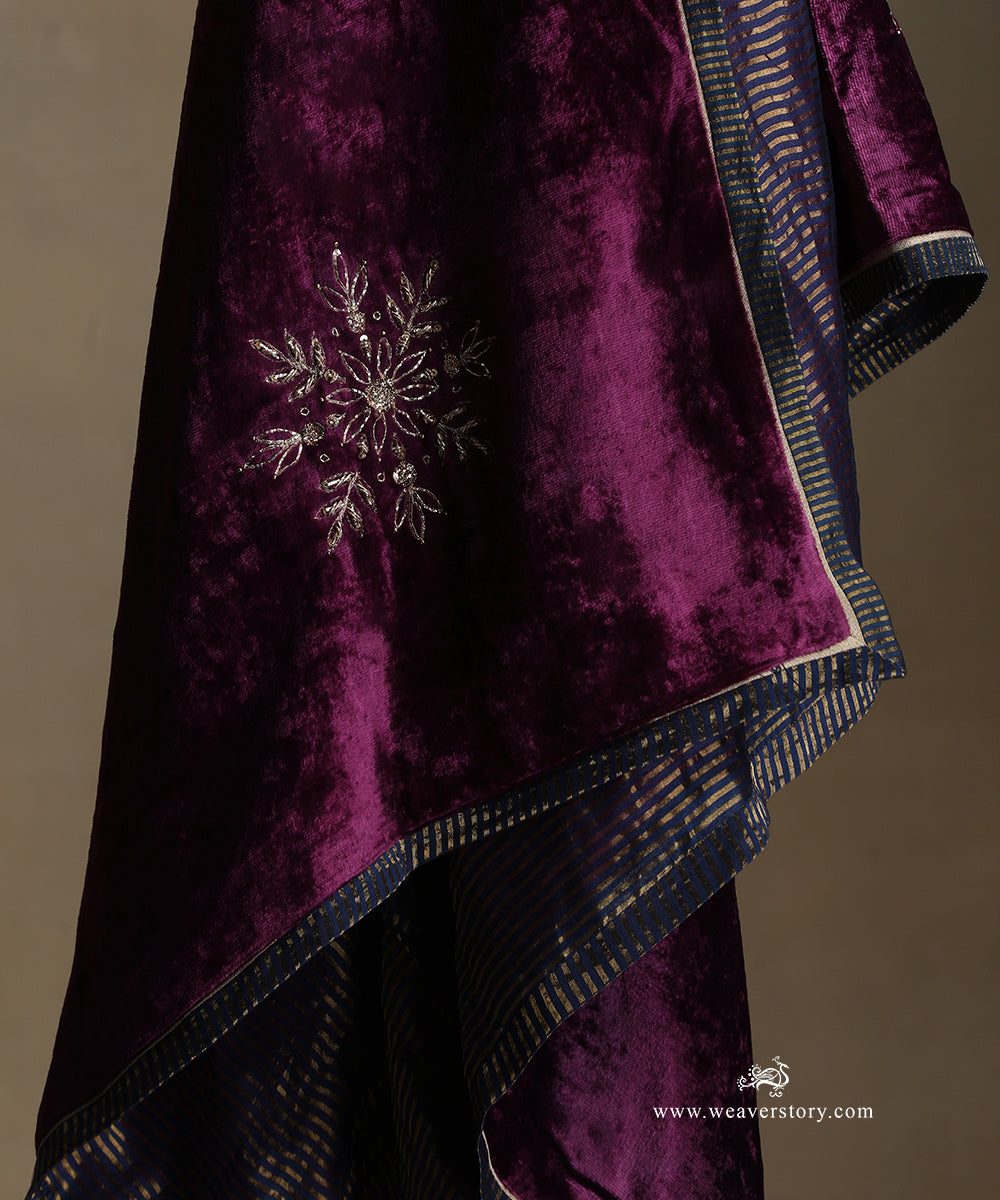 Plum_Hand_Embroidered_Silk_Velvet_Doshala_With_Contrast_Chanderi_Tissue_Border_WeaverStory_05