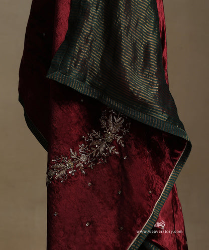 Brown_Hand_Embroidered_Silk_Velvet_Doshala_With_Contrast_Chanderi_Tissue_Border_WeaverStory_05