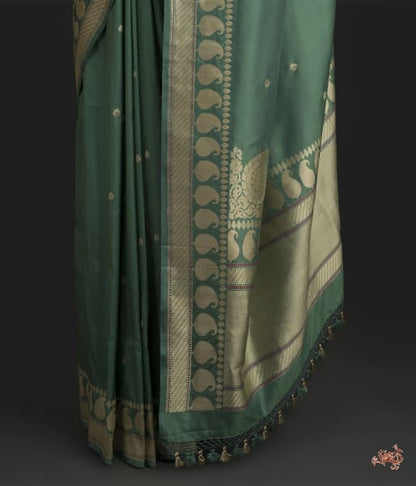 Jade_Green_Kadhwa_Booti_Saree_with_Meenakari_WeaverStory_03