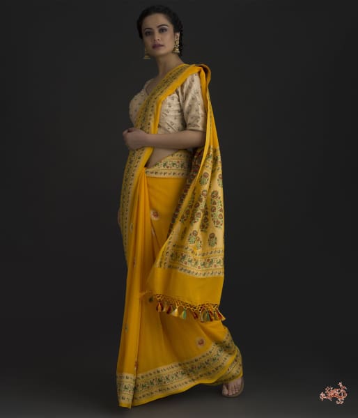 Yellow_Banarasi_Georgette_Saree_with_paithani_Borders_and_bird_Motifs_WeaverStory_02