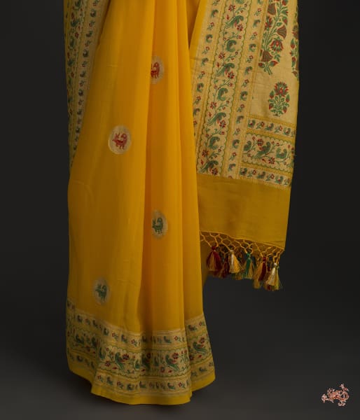 Yellow_Banarasi_Georgette_Saree_with_paithani_Borders_and_bird_Motifs_WeaverStory_04