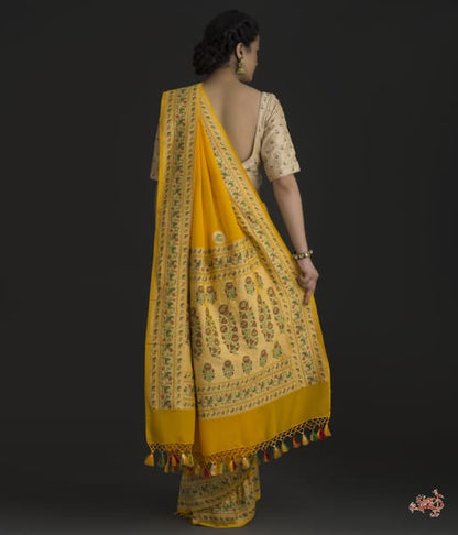 Yellow_Banarasi_Georgette_Saree_with_paithani_Borders_and_bird_Motifs_WeaverStory_03