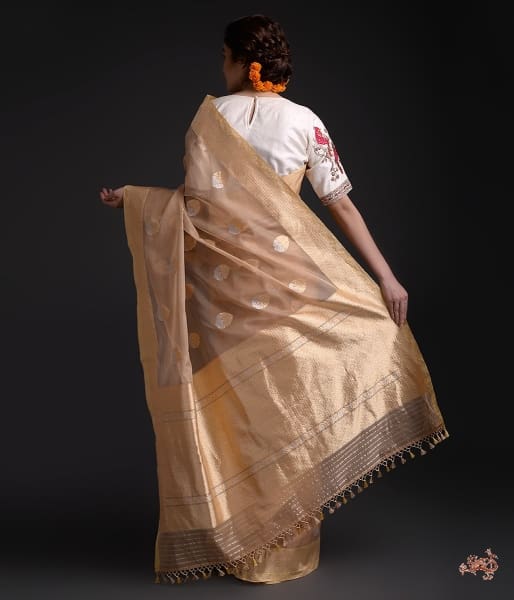 Golden_beige_Banarasi_handloom_Kora_Silk_Saree_with_Kadhwa_Motifs_WeaverStory_03