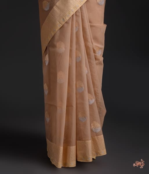 Golden_beige_Banarasi_handloom_Kora_Silk_Saree_with_Kadhwa_Motifs_WeaverStory_04