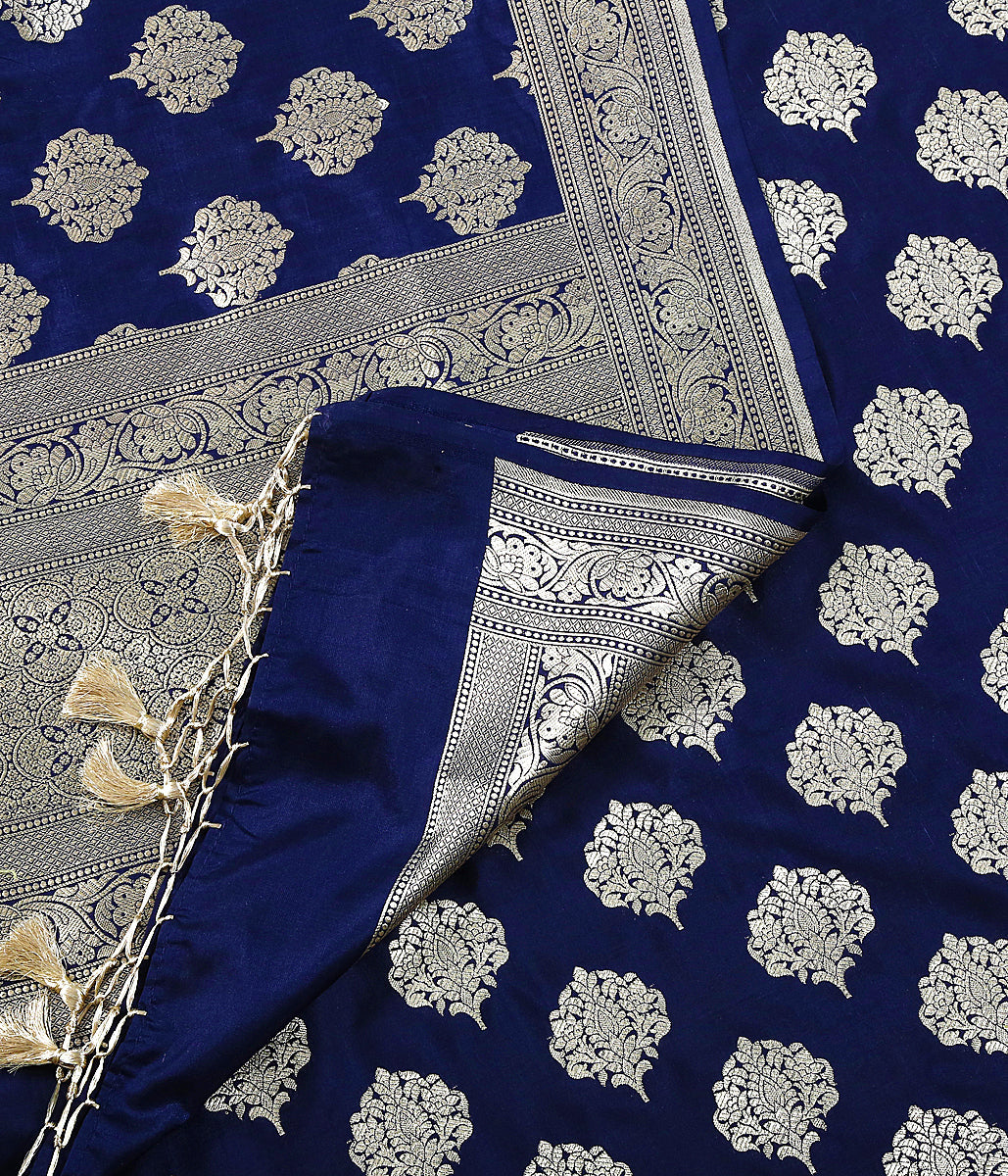 Navy_Blue_Silk_Dupatta,_with_Leaf_Motif_and_Floral_Border_WeaverStory_04