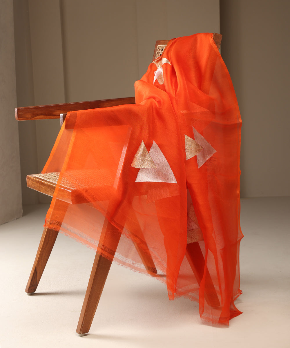 Orange_Handloom_Pure_Kora_Silk_Banarasi_Dupatta_With_Zari_Booti_WeaverStory_01