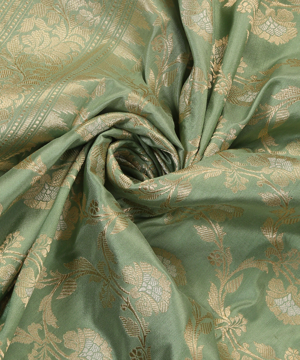 Pistachio_Green_Pure_Katan_Silk_Banarasi_Dupatta_With_Sona_Rupa_Jaal_WeaverStory05