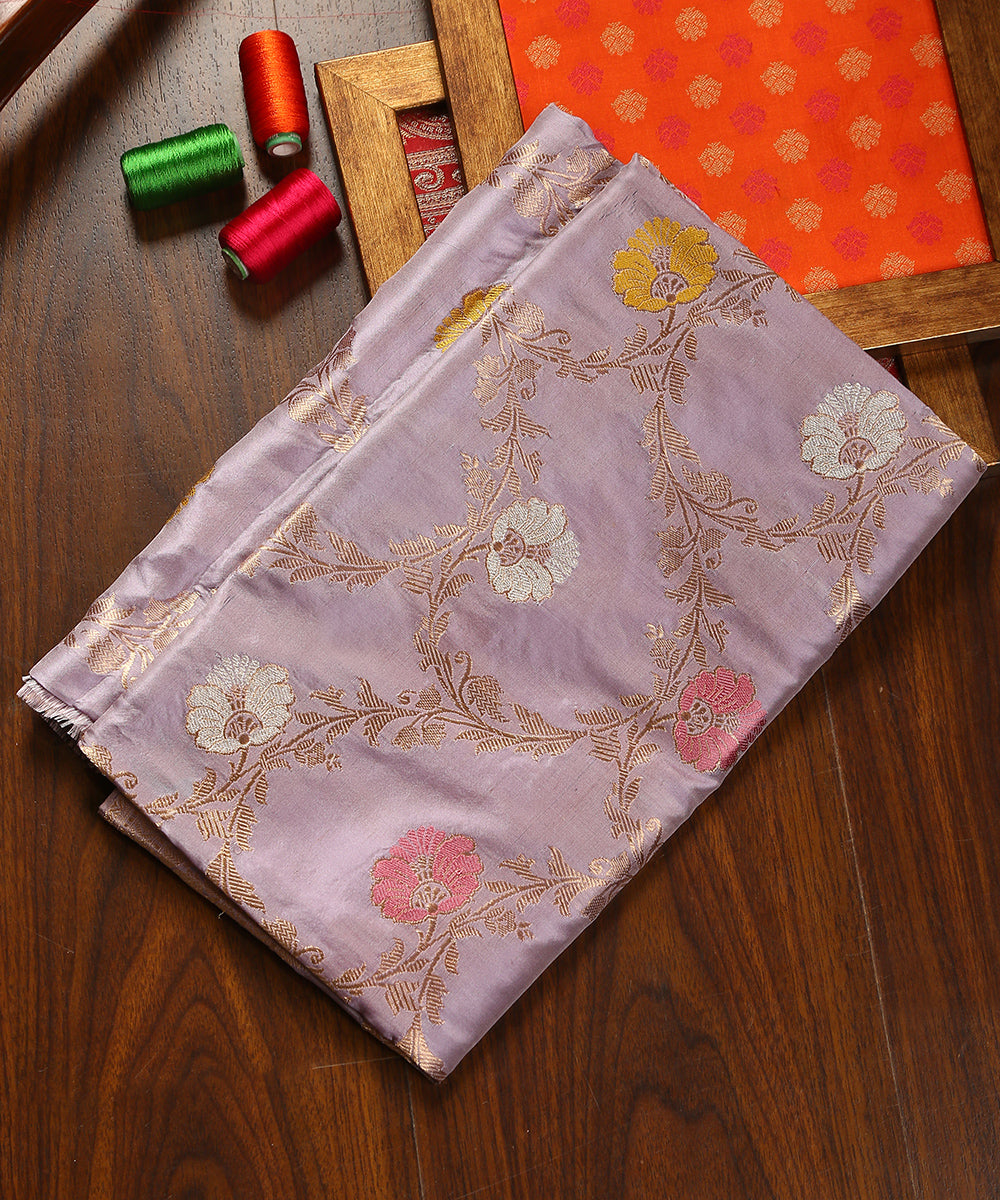 Lavender_Handloom_Pure_Katan_Silk_Banarasi_Dupatta_With_Meenakari_And_Jaal_WeaverStory_01