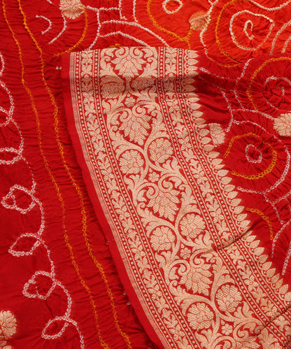 Red_And_Orange_Handloom_Pure_Georgette_Banarasi_Bandhej_Handloom_Dupatta_With_Flower_Boota_WeaverStory_04